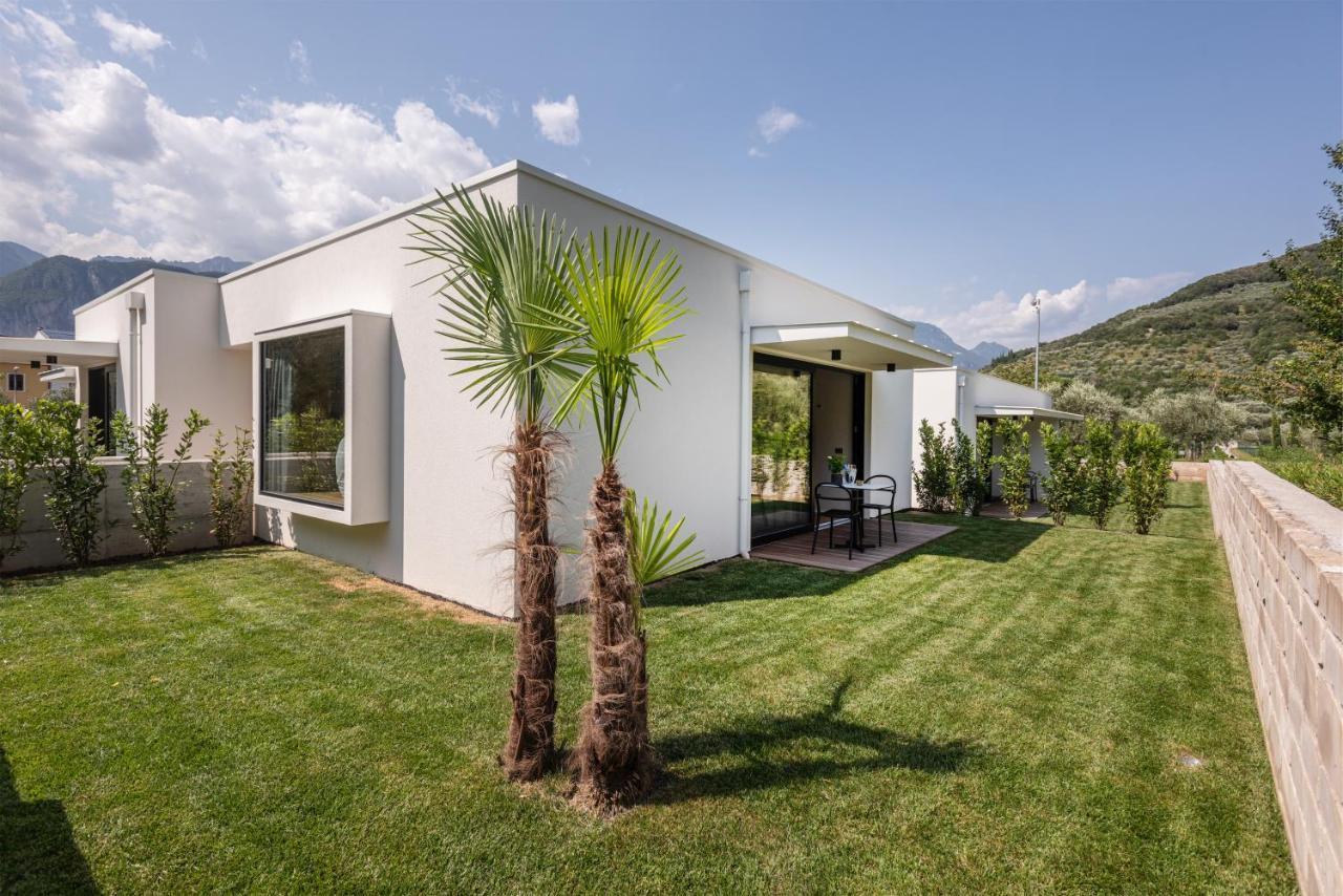 Oleeva Garda Living - Adults Only Acomodação com café da manhã Riva del Garda Exterior foto
