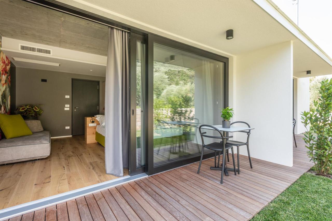 Oleeva Garda Living - Adults Only Acomodação com café da manhã Riva del Garda Exterior foto