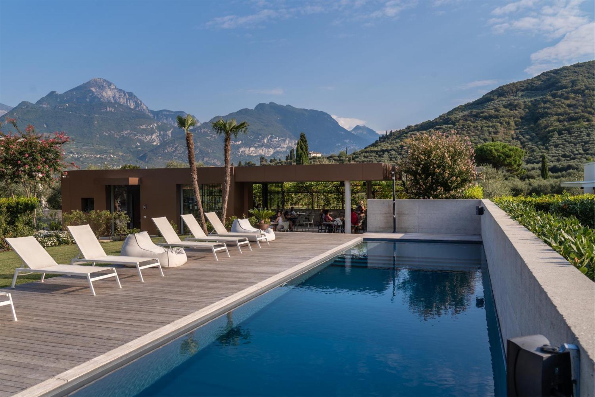 Oleeva Garda Living - Adults Only Acomodação com café da manhã Riva del Garda Exterior foto